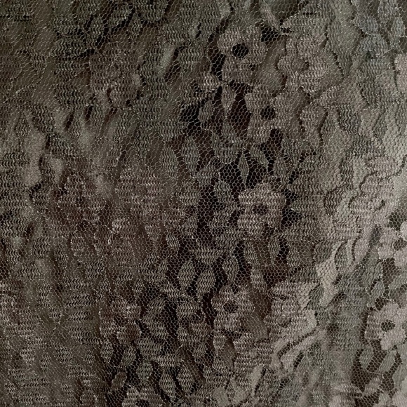 3/$30 Steilmann Black Lace Sleeveless Lined Blouse - Picture 5 of 10